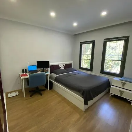 Διαμέρισμα Cozy, Calm House With A Private Garden