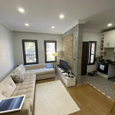 Cozy, Calm House With A Private Garden Κωνσταντινούπολη